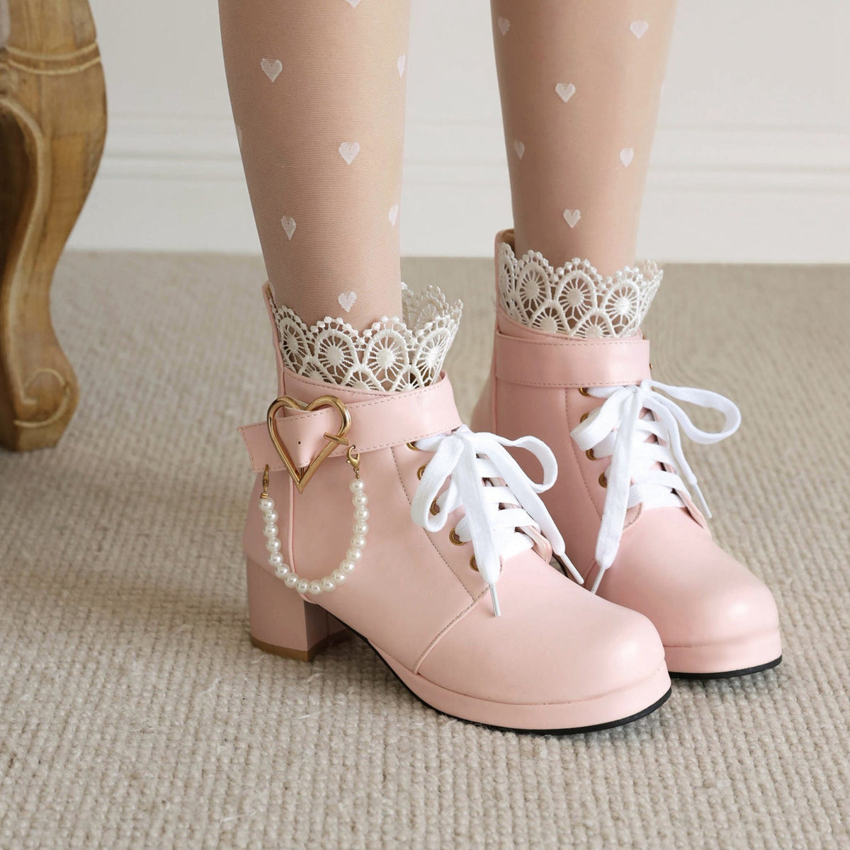 Graceful Orthopedic Boots for Modern Look