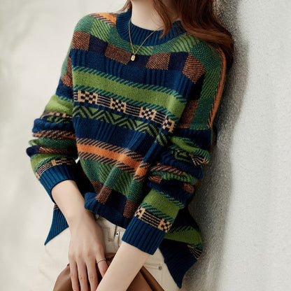Elegantly Designed Pullover