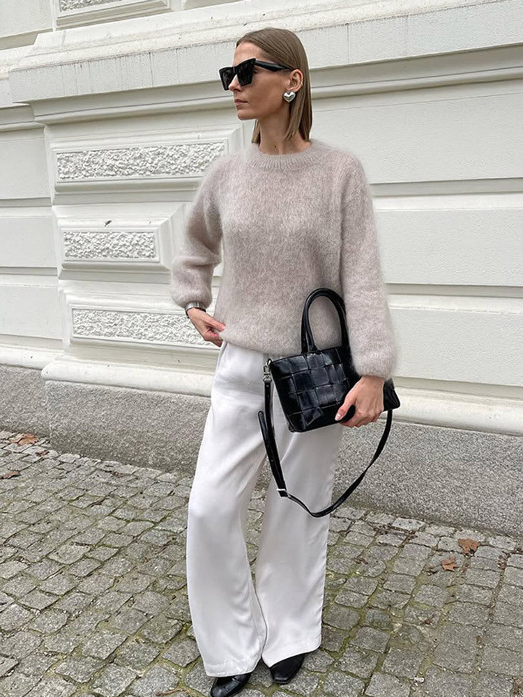 Elegantly Designed Pullover