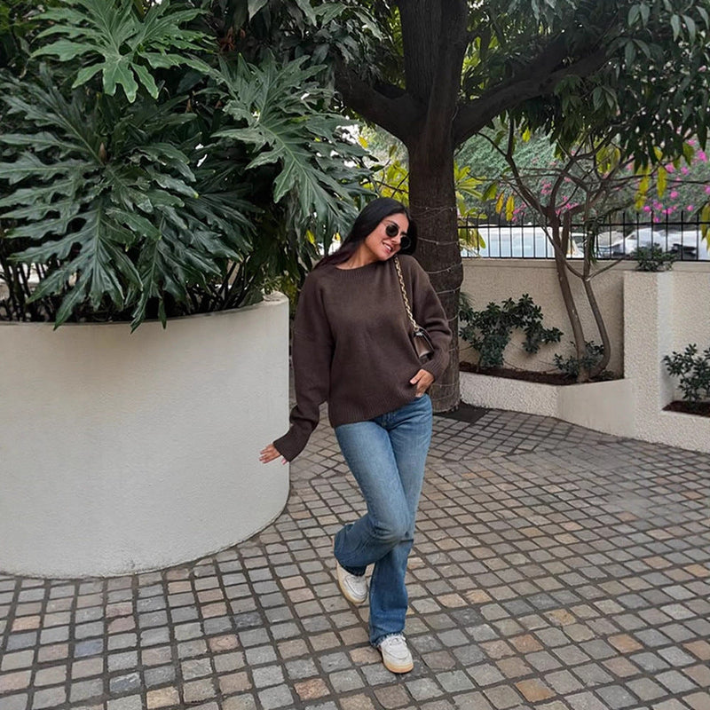 Elegantly Designed Pullover