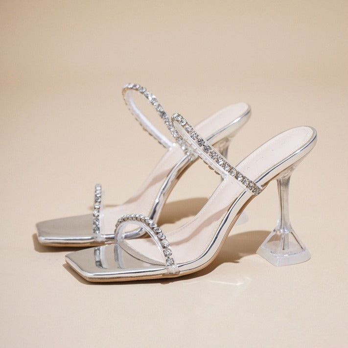 Graceful Orthopedic Sandals for Modern Look