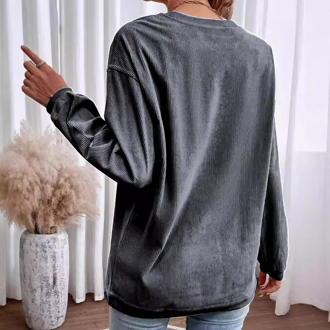 Elegantly Designed Pullover