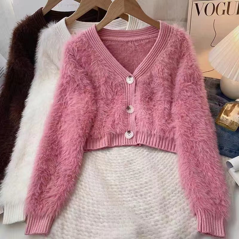Elegantly Designed Cardigan