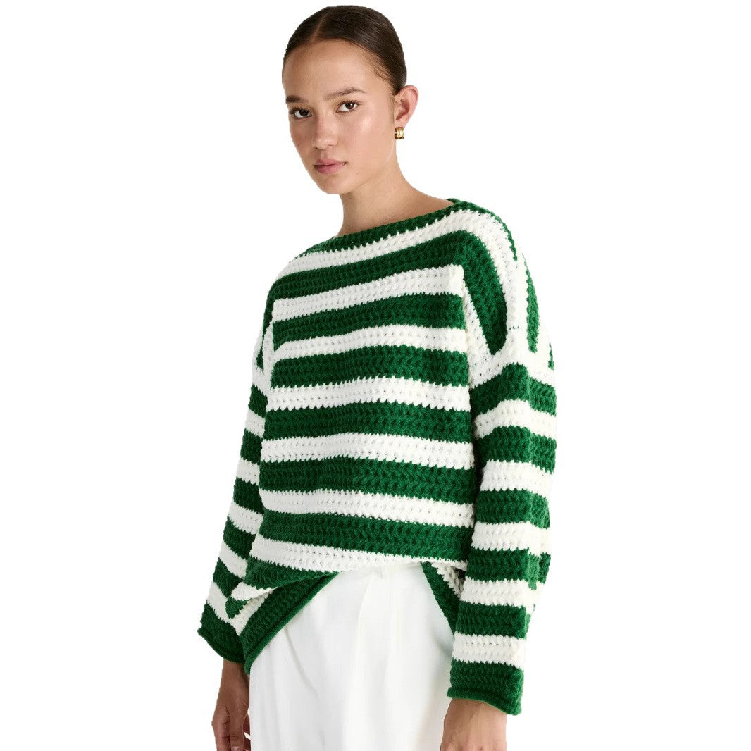 Elegantly Designed Pullover