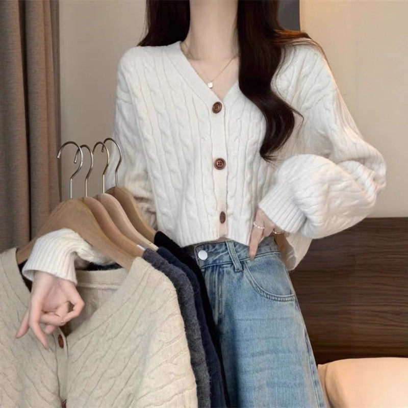 Elegantly Designed Cardigan