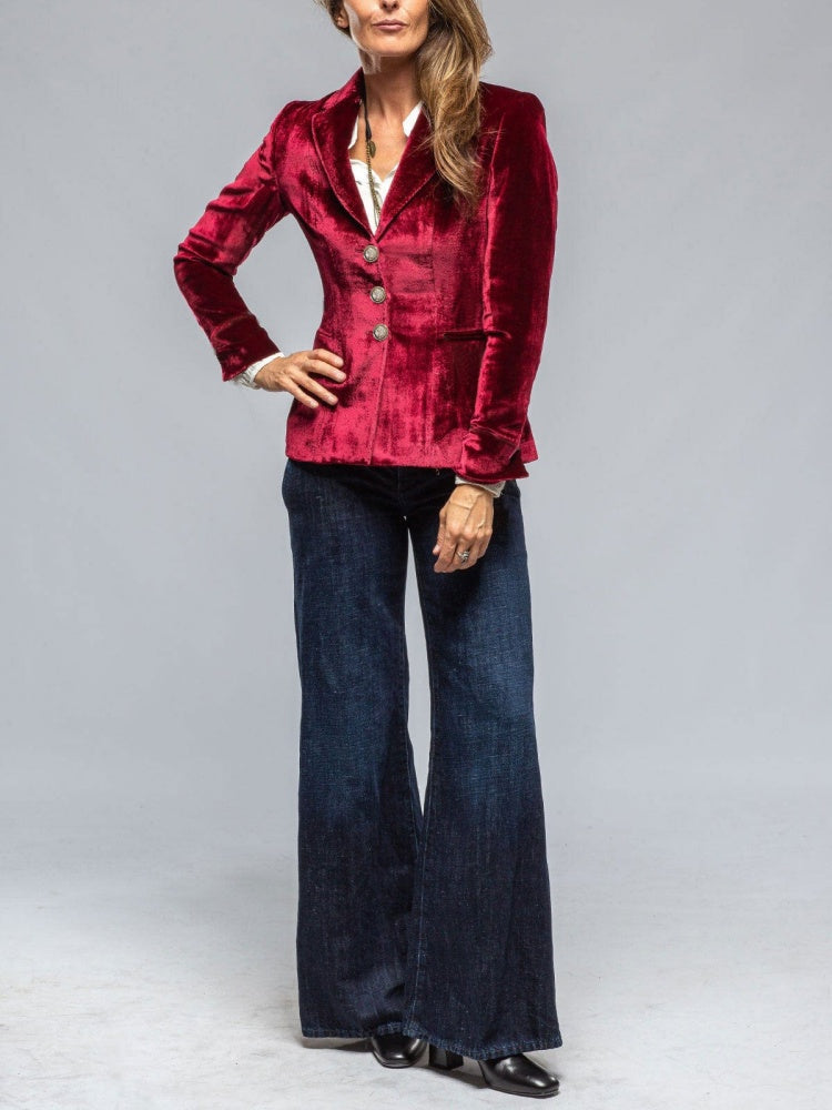 Gracefully Designed Garment