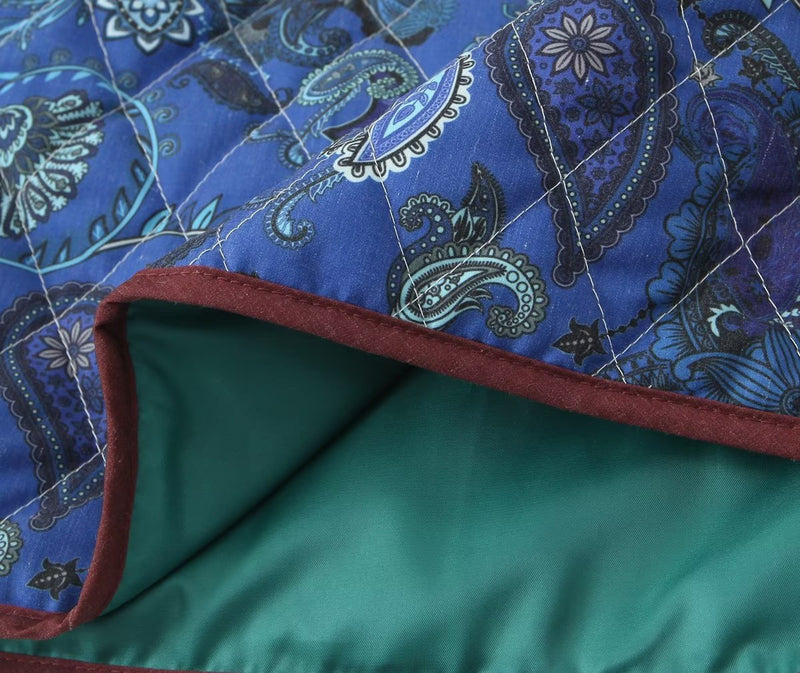 Gracefully Designed Jacket