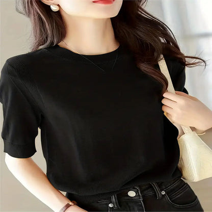 Elegantly Designed Pullover