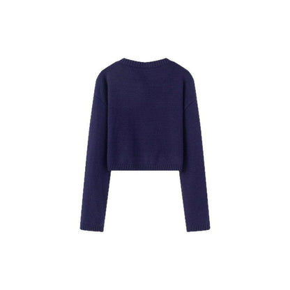 Elegantly Designed Pullover