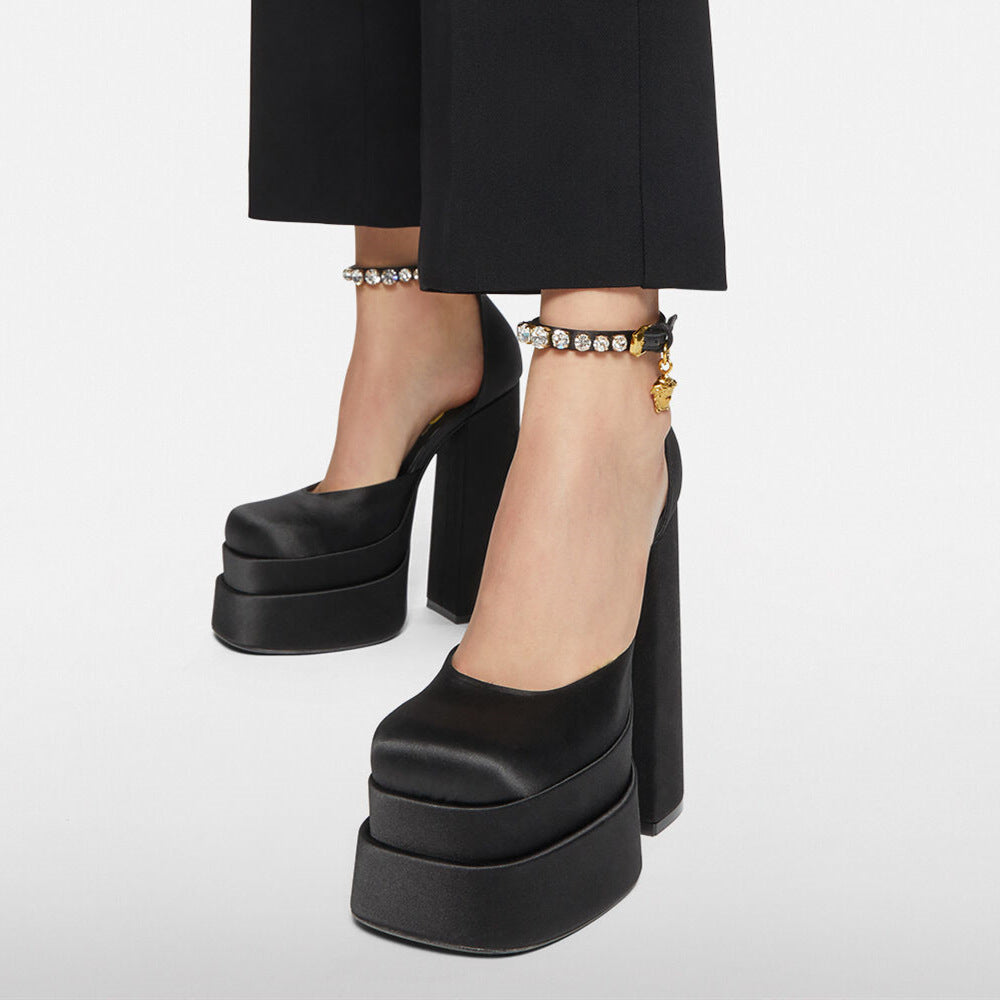 Classic Orthopedic Sandals with Timeless Style