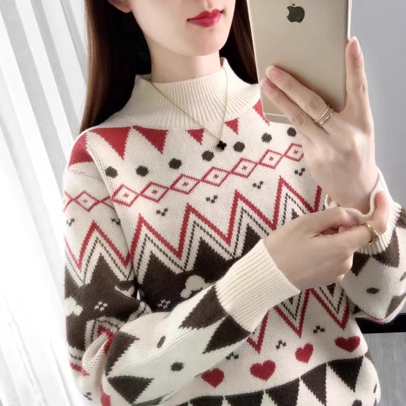 Elegantly Designed Pullover