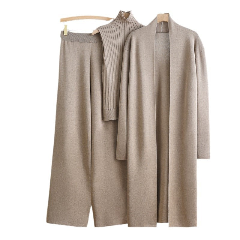 Elegantly Designed Cardigan