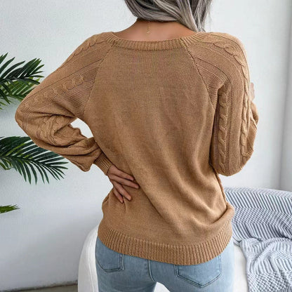 Elegantly Designed Pullover