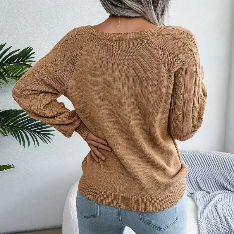 Elegantly Designed Pullover