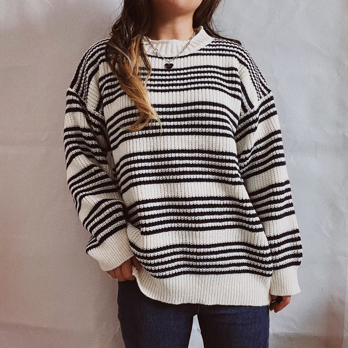 Timeless Vintage Style Pullover