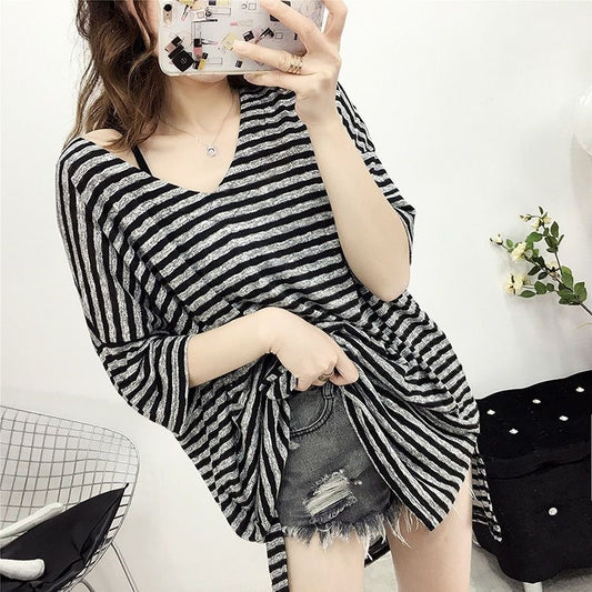 Color Patchwork Stripes Pocket Cinched Hooded T-shirt