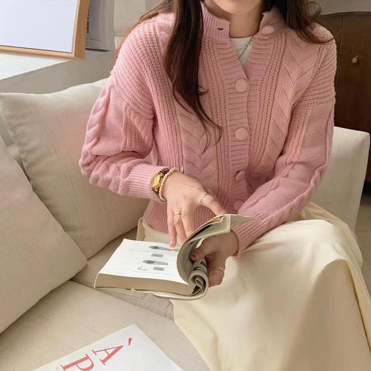Timeless Vintage Style Cardigan
