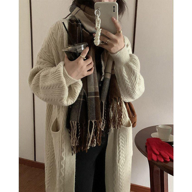 Timeless Vintage Style Cardigan