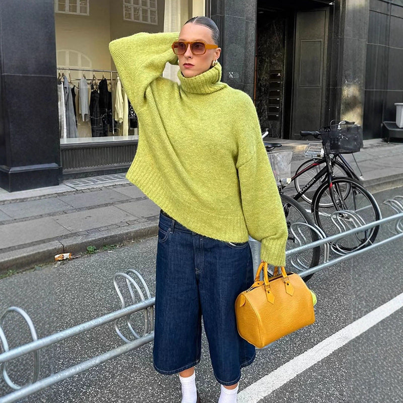 Timeless Vintage Style Pullover