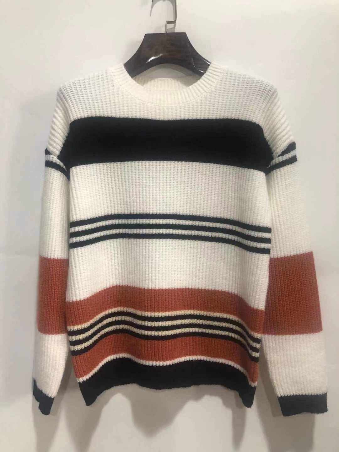 Timeless Vintage Style Pullover