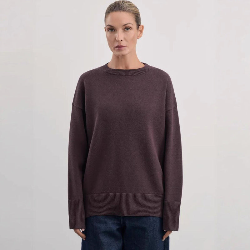 Timeless Vintage Style Pullover
