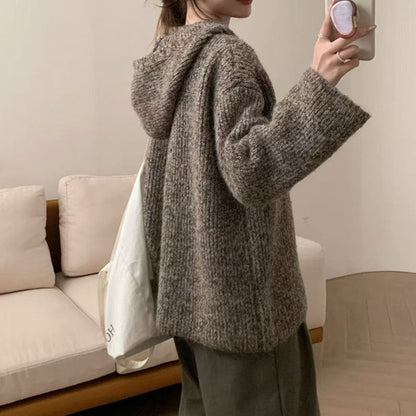 Timeless Vintage Style Pullover