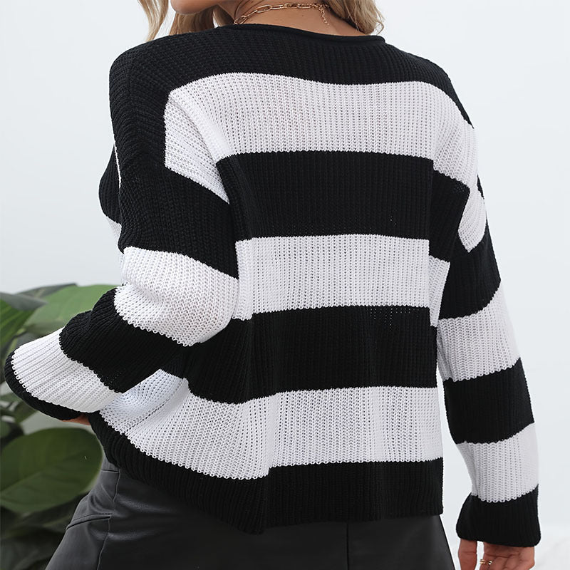 Timeless Vintage Style Pullover