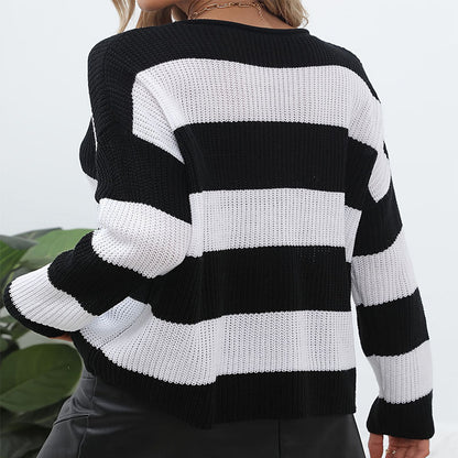 Timeless Vintage Style Pullover