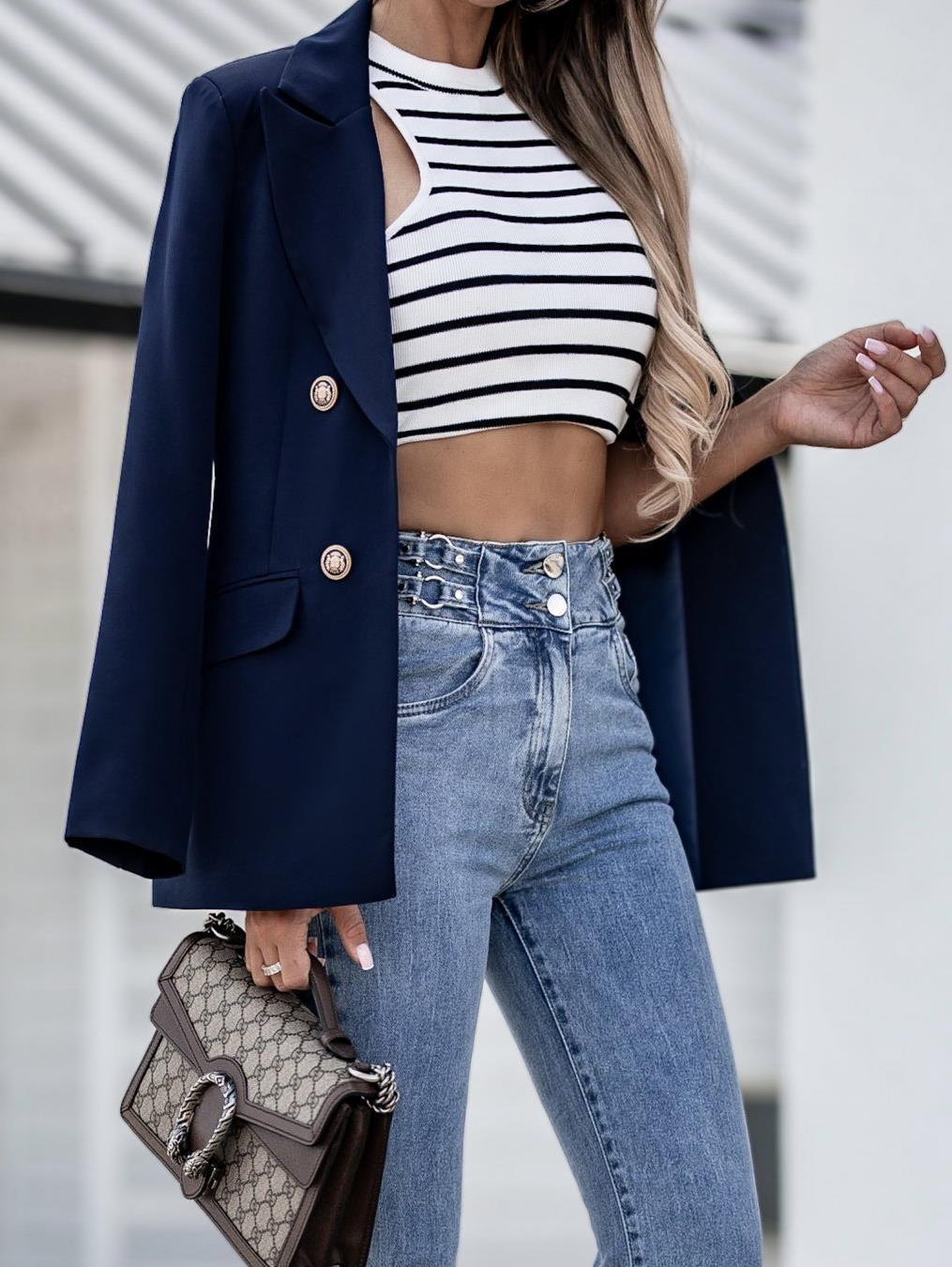 Dunkelblau