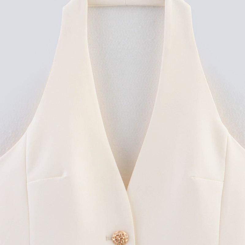 Elegantly Designed Garment