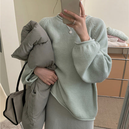 Elegantly Designed Pullover