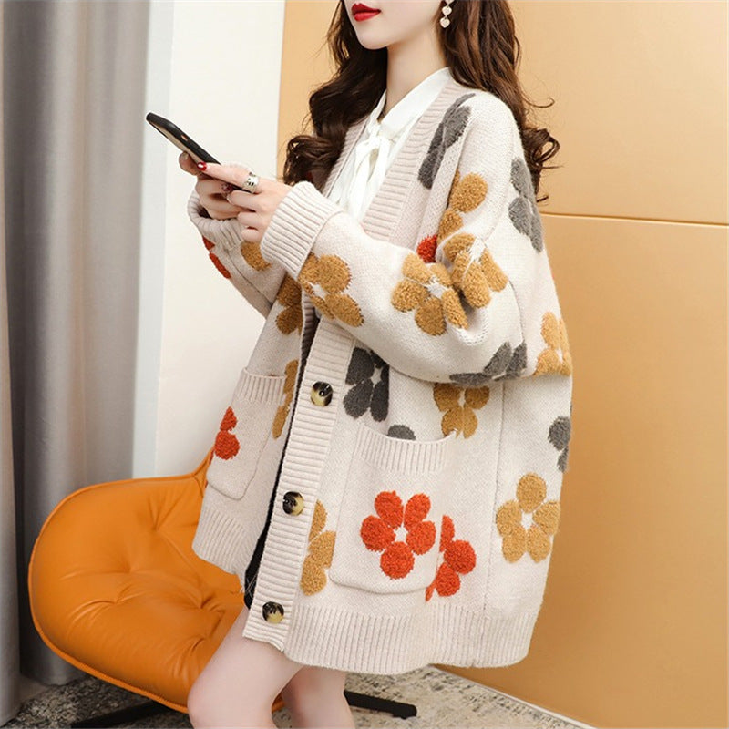 Elegantly Designed Cardigan