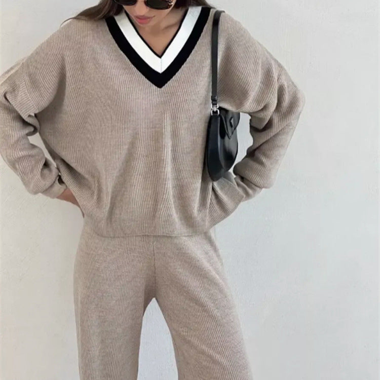 Timeless Vintage Style Pullover