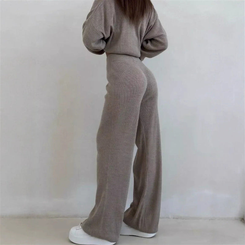 Timeless Vintage Style Pullover