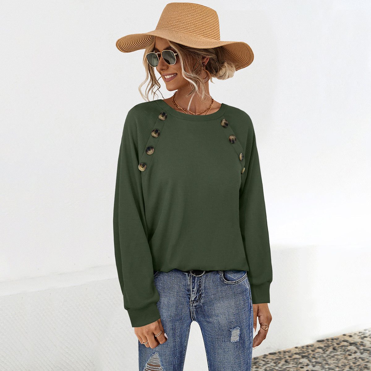 Elegantly Designed Pullover