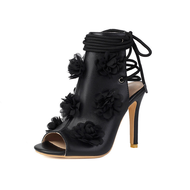 Graceful Orthopedic Sandals for Modern Look