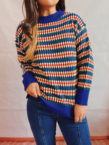 Elegantly Designed Pullover
