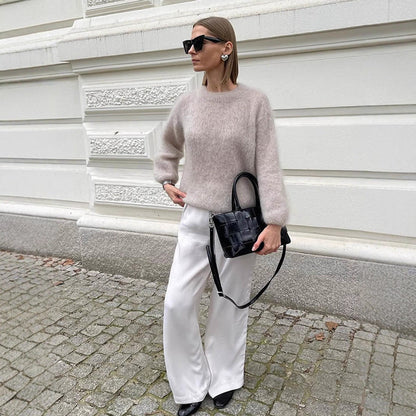 Elegantly Designed Pullover
