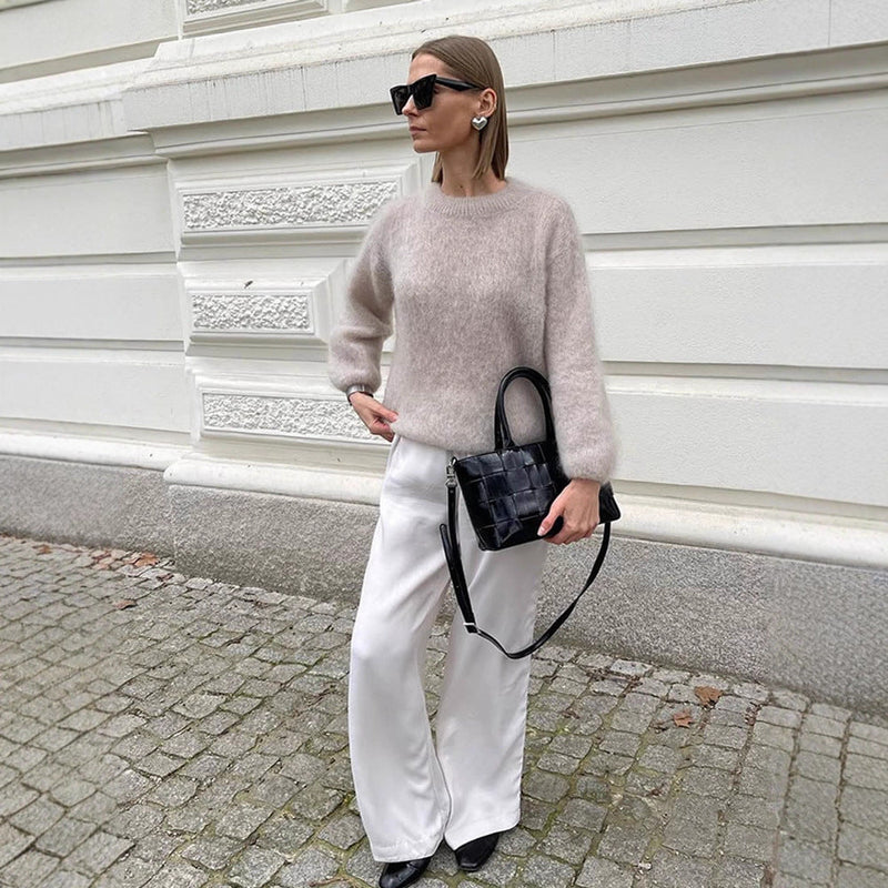 Elegantly Designed Pullover