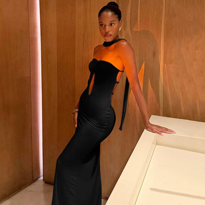 Gracefully Designed Garment
