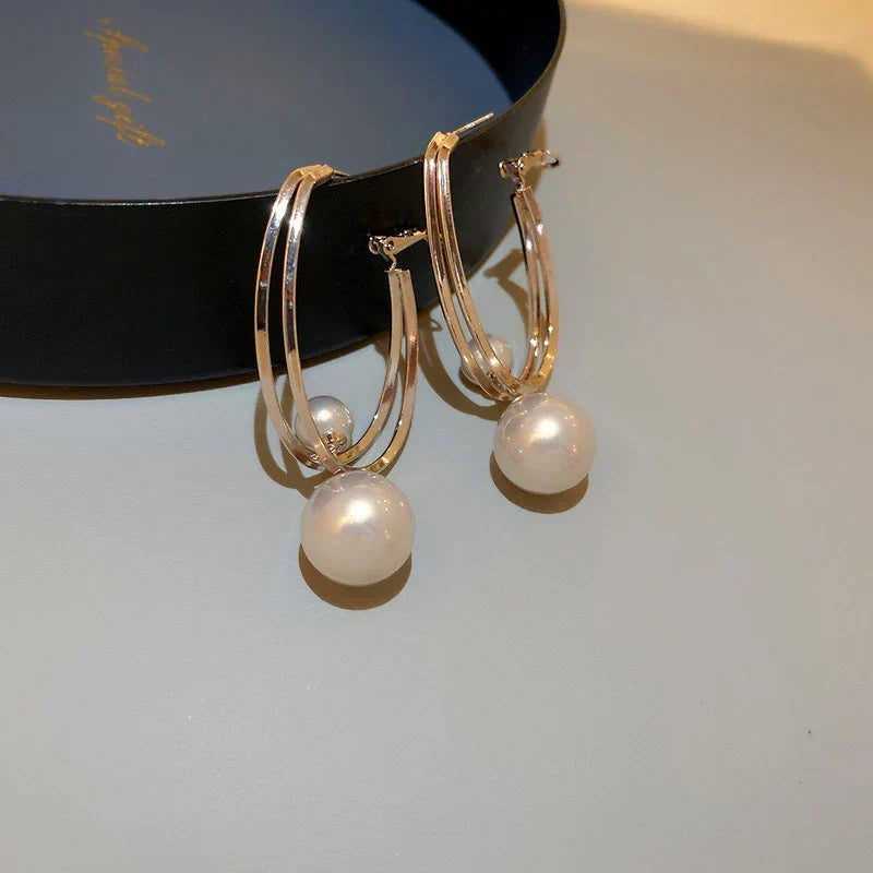Charming Pearl Earrings