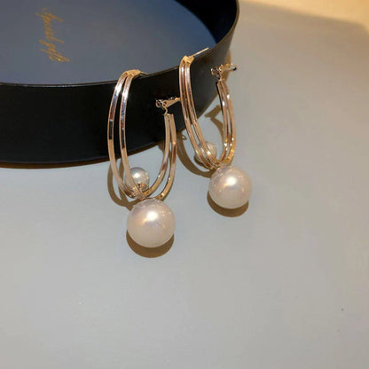 Charming Pearl Earrings