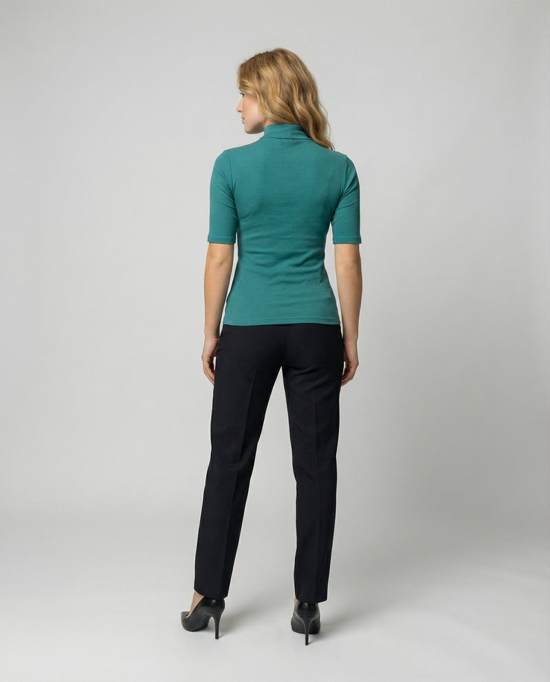 Elegantly Designed Pullover