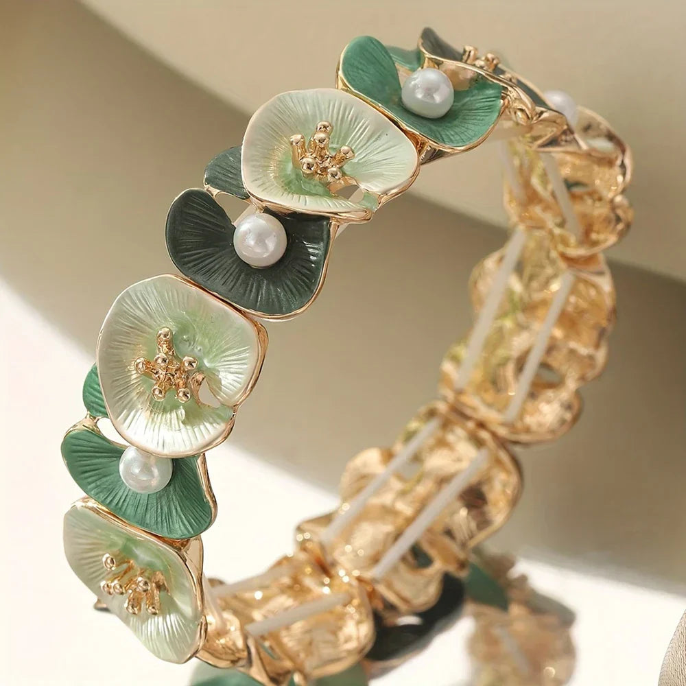 Green Pearl Bracelet