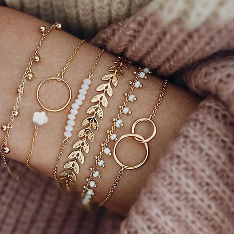 Pack of Bracelets in Gold