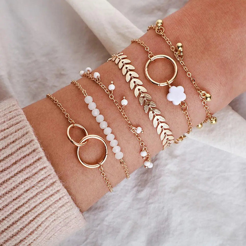 Pack of Bracelets in Gold