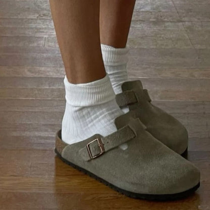 Graceful Orthopedic Shoes for Modern Look