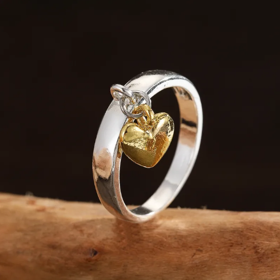 Retro Statement ’s Ring