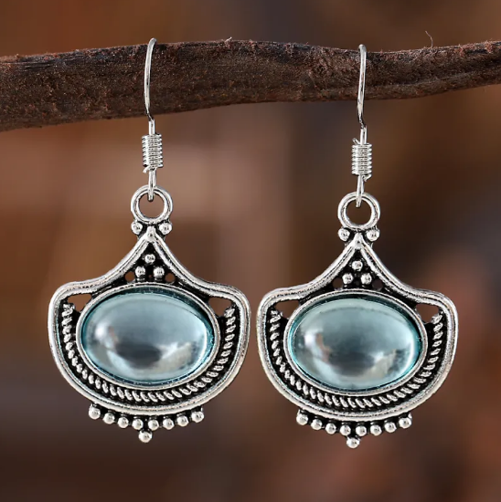 Blue Oval Gemstone Necklace & Earrings Set