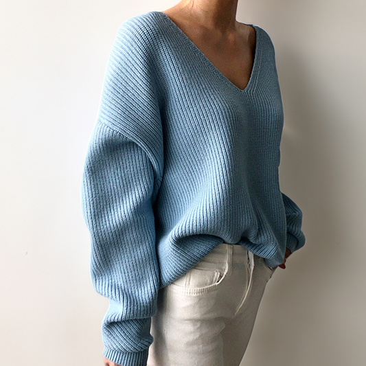 Timeless Vintage Style Pullover